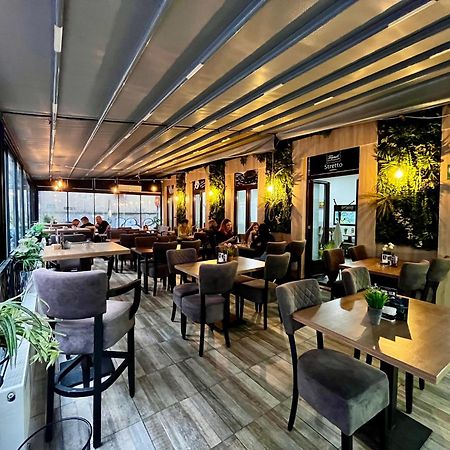 Residence Inn Orijent SJJ Eksteriør bilde