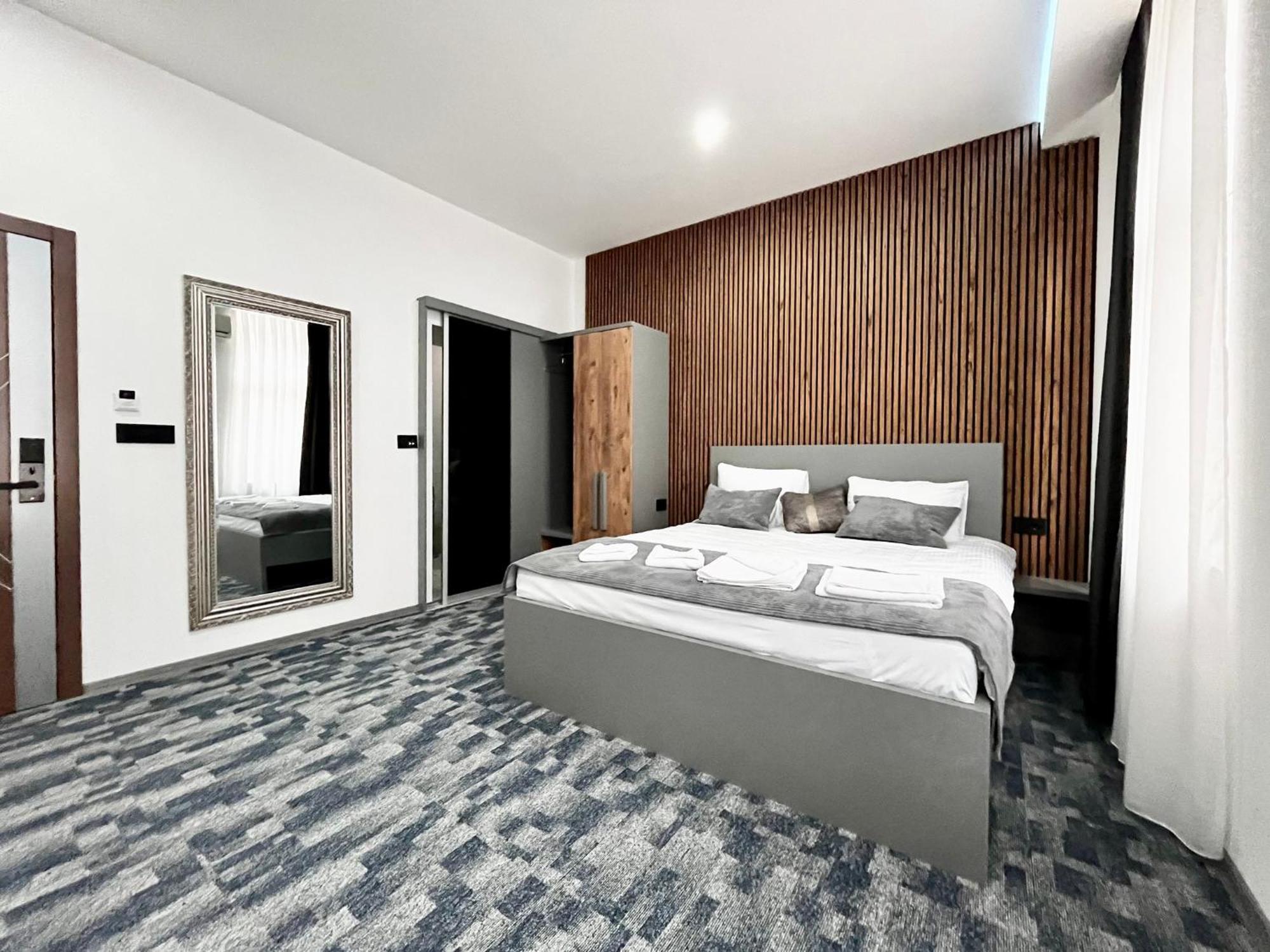 Residence Inn Orijent SJJ Eksteriør bilde